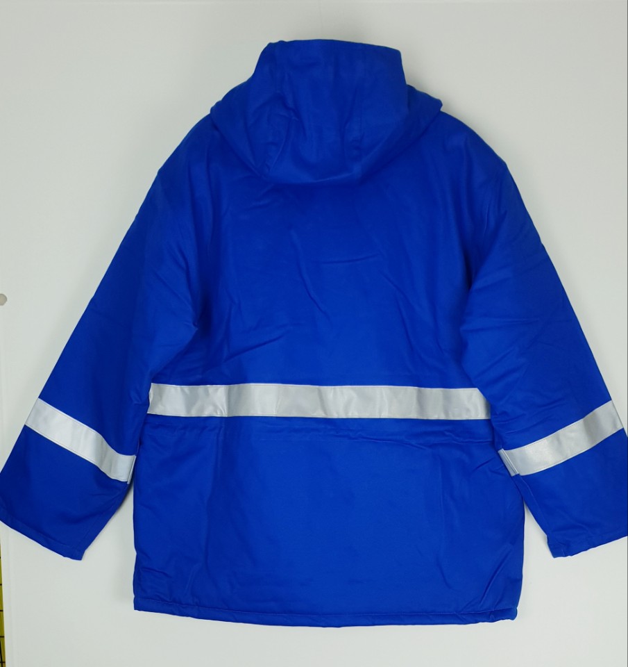 파랑윈터자켓뒤.jpg
